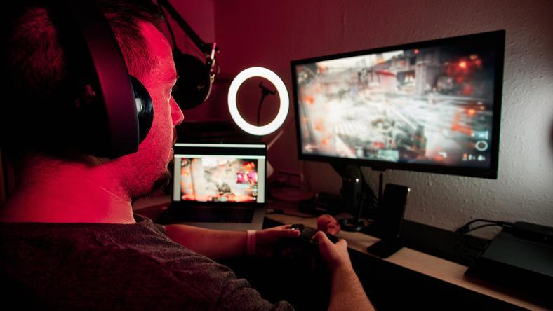 一个B站UP主去世之后